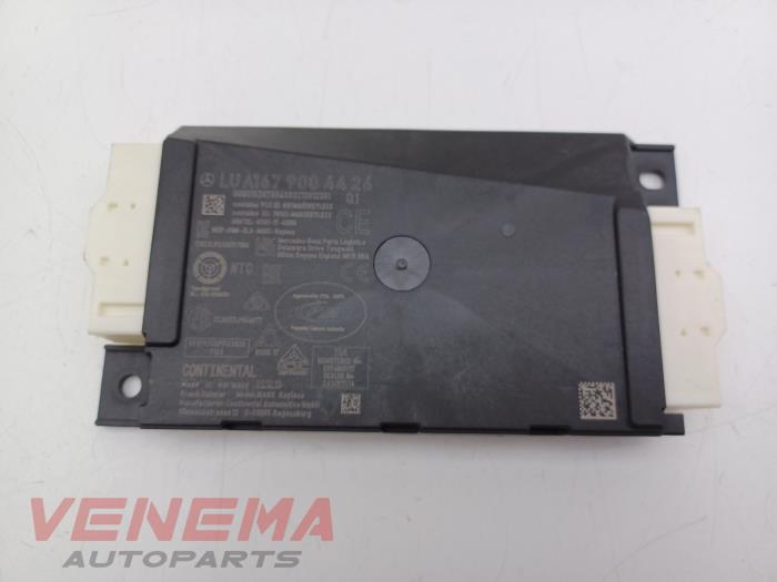 Używane Modul keyless vehicle Mercedes A Limousine (177.1) 2.0 A-250 Turbo 16V Mild Hybrid 4Matic Cena € 129,99 Procedura marży oferowane przez Venema Autoparts
