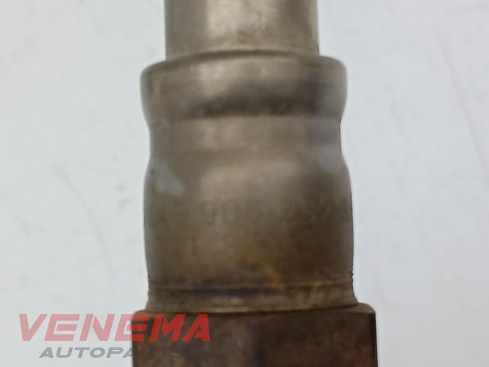 Lambda probe from a Audi A3 Sportback (8VA/8VF) 1.5 35 TFSI 16V 2019