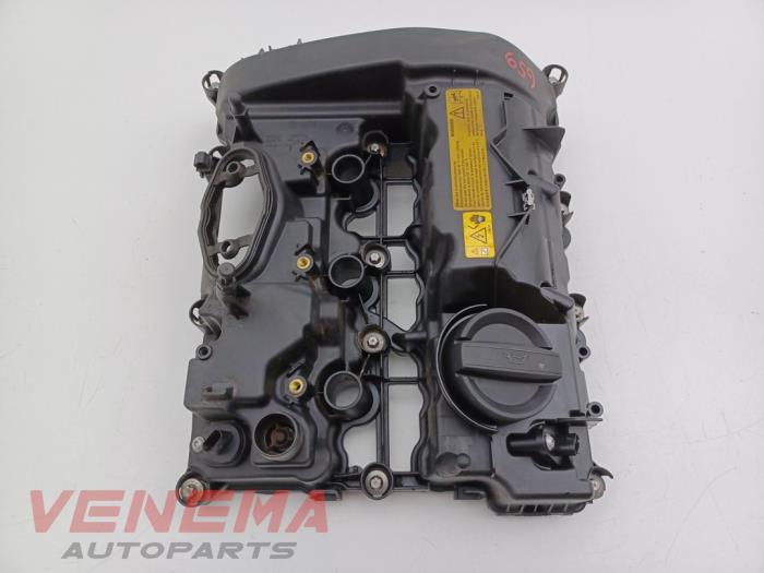 Gebrauchte Ventildeckel BMW 2 serie (F23) 218i 1.5 TwinPower Turbo 12V Preis € 49,99 Margenregelung angeboten von Venema Autoparts
