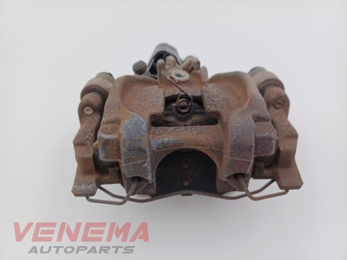 Gebrauchte Bremszange rechts hinten Audi A3 Sportback (8VA/8VF) 1.5 35 TFSI 16V Preis € 9,99 Margenregelung angeboten von Venema Autoparts