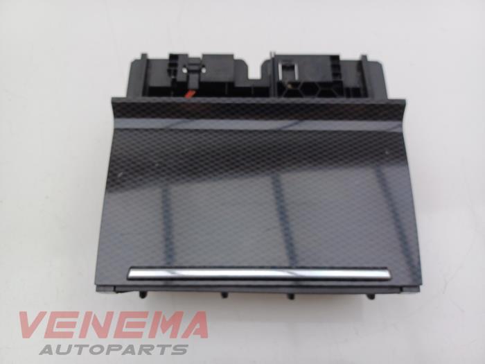 Gebrauchte Ablagefach Skoda Octavia Combi (5EAC) 2.0 TDI RS 16V Preis € 19,99 Margenregelung angeboten von Venema Autoparts