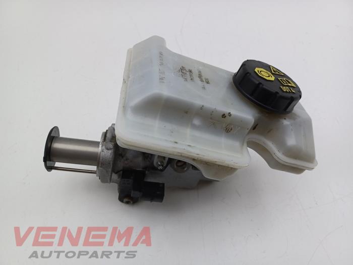 Gebrauchte Hauptbremszylinder Skoda Octavia Combi (5EAC) 2.0 TDI RS 16V Preis € 9,99 Margenregelung angeboten von Venema Autoparts