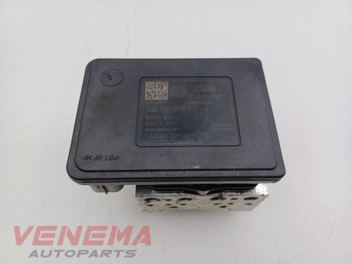 Usagé Pompe ABS Skoda Octavia Combi (5EAC) 2.0 TDI RS 16V Prix € 89,99 Règlement à la marge proposé par Venema Autoparts