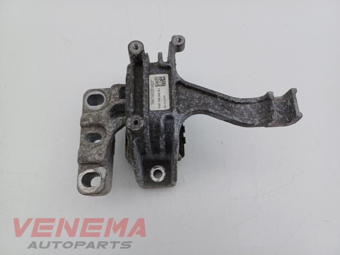 Used Engine mount Skoda Octavia Combi (5EAC) 2.0 TDI RS 16V Price € 19,99 Margin scheme offered by Venema Autoparts
