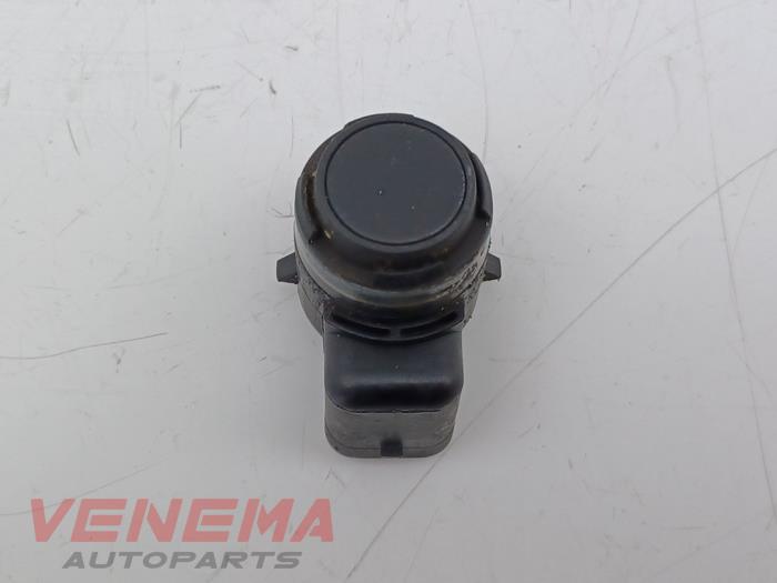 Usados Sensor PDC Audi Q3 (F3B) 1.4 45 TFSI e 16V Precio € 12,09 IVA incluido ofrecido por Venema Autoparts