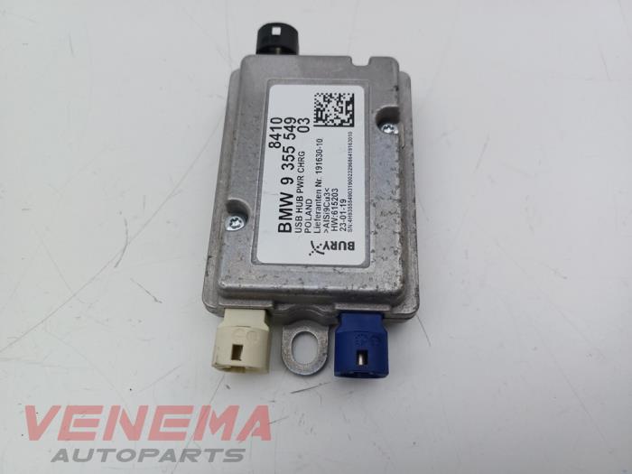 Module USB d'un MINI Mini Convertible (F57) 2.0 16V John Cooper Works 2019