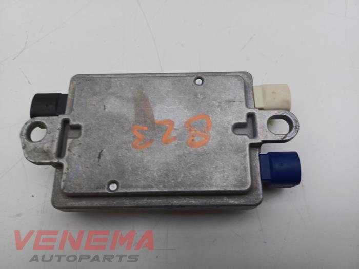 Module USB d'un MINI Mini Convertible (F57) 2.0 16V John Cooper Works 2019
