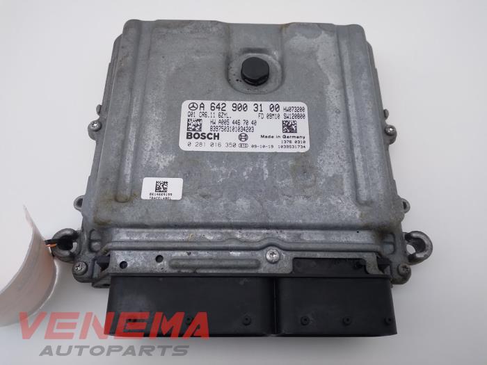 Used Engine management computer Mercedes GLK (204.7/9) 3.0 320 CDI 24V 4-Matic Price € 299,99 Margin scheme offered by Venema Autoparts