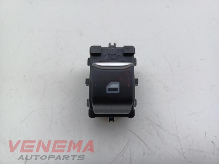 Usados Interruptor de ventanilla eléctrica Ford Focus 4 Wagon 1.5 EcoBlue 120 Precio € 9,99 Norma de margen ofrecido por Venema Autoparts