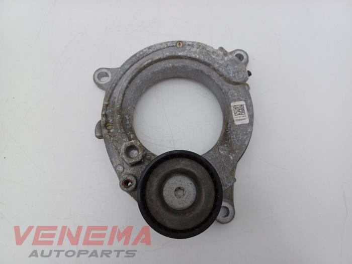 Usados Rodillo tensor correa múltiple Mini Mini Convertible (F57) 2.0 16V John Cooper Works Precio € 29,99 Norma de margen ofrecido por Venema Autoparts