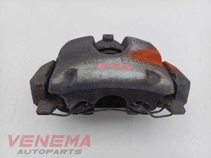 Gebrauchte Bremszange links vorne Ford Focus 4 Wagon 1.5 EcoBlue 120 Preis € 24,99 Margenregelung angeboten von Venema Autoparts