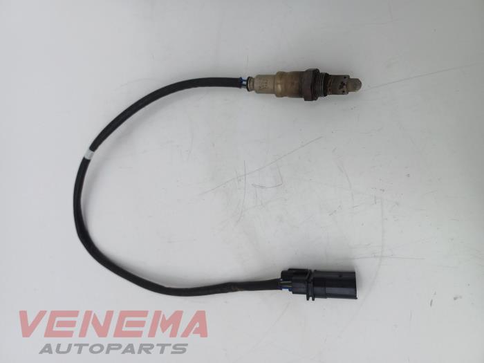 Lambda probe from a Volkswagen Golf VII (AUA) 1.5 TSI Evo BMT 16V 2018