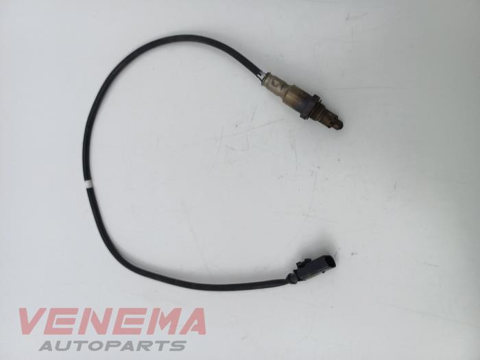 Lambda probe from a Volkswagen Golf VII (AUA) 1.5 TSI Evo BMT 16V 2018