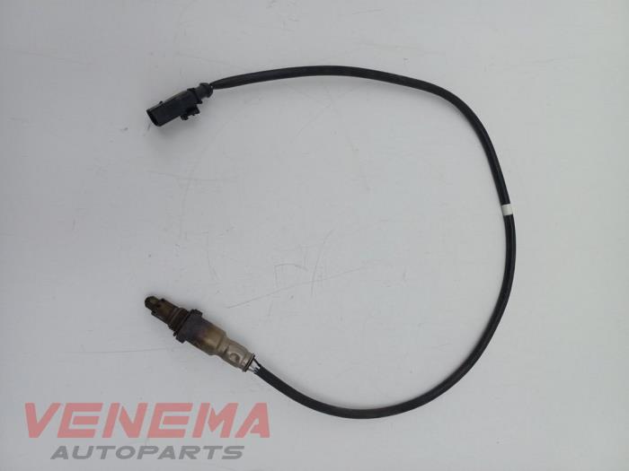 Lambda probe from a Volkswagen Golf VII (AUA) 1.5 TSI Evo BMT 16V 2018