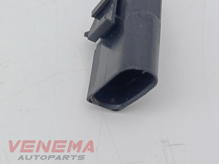 Lambda probe from a Volkswagen Golf VII (AUA) 1.5 TSI Evo BMT 16V 2018
