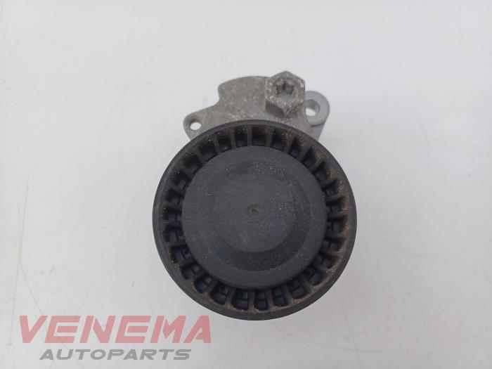 Usados Rodillo tensor correa múltiple Volkswagen Golf VII (AUA) 1.5 TSI Evo BMT 16V Precio € 9,99 Norma de margen ofrecido por Venema Autoparts