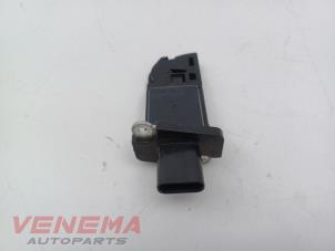Luftmassenmesser van een Ford Focus 4 Wagon 1.5 EcoBlue 120 2021
