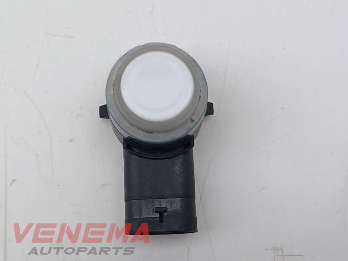 Usados Sensor PDC Ford Focus 4 Wagon 1.5 EcoBlue 120 Precio € 19,99 Norma de margen ofrecido por Venema Autoparts