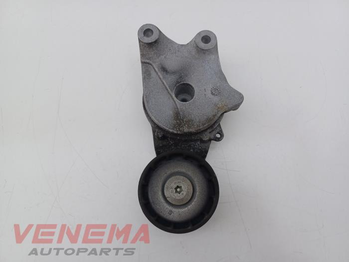 Usados Rodillo tensor correa múltiple Ford Focus 4 Wagon 1.5 EcoBlue 120 Precio € 22,99 Norma de margen ofrecido por Venema Autoparts