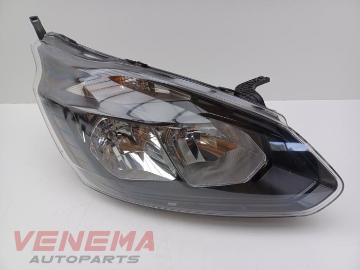 Używane Reflektor prawy Ford Transit Custom 2.2 TDCi 16V Cena € 149,99 Procedura marży oferowane przez Venema Autoparts