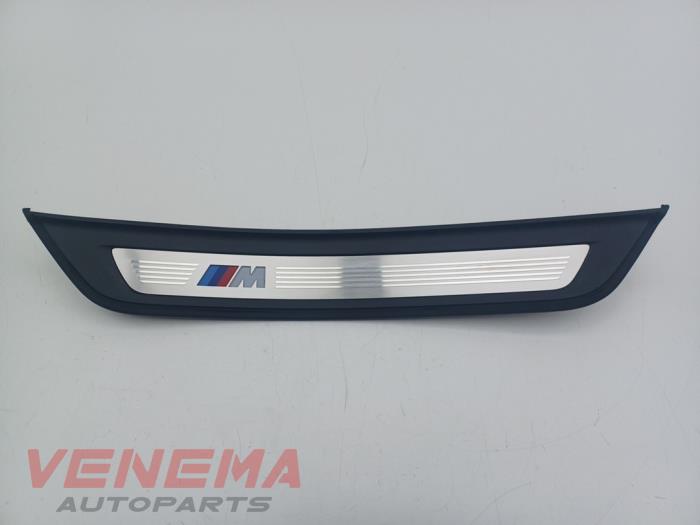 Begagnade Innerbelysning BMW 5 serie (G30) 540d xDrive 3.0 TwinPower Turbo 24V Pris € 59,99 Marginaltabell erbjuds av Venema Autoparts