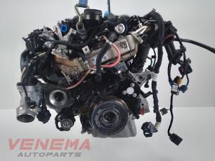 Engine from a BMW 3 serie Touring (G21) 318d 2.0 TwinPower Turbo 16V Mild Hybrid 2022