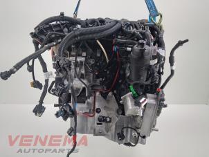 Engine from a BMW 3 serie Touring (G21) 318d 2.0 TwinPower Turbo 16V Mild Hybrid 2022