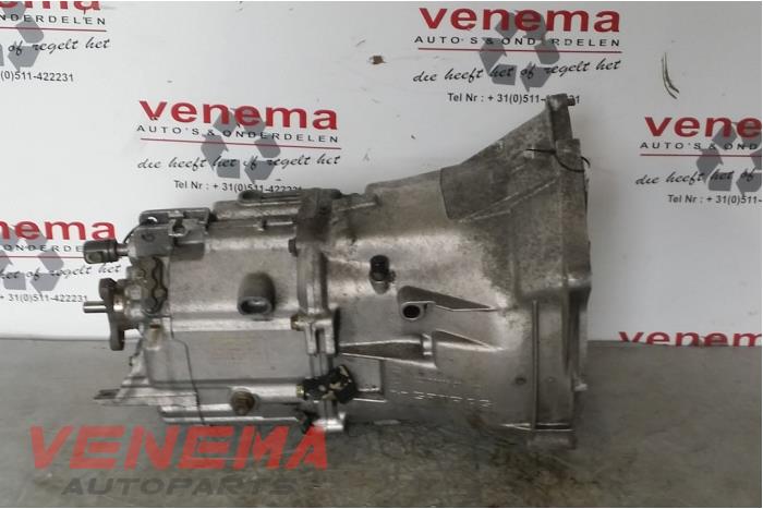 Gearbox from a BMW 3 serie (E46/4) 318i 2001