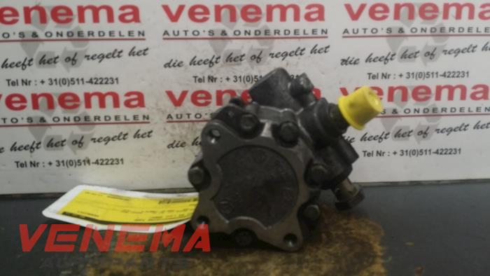 Usagé Pompe de direction Audi A4 Avant (B6) 1.9 TDI PDE 130 Prix € 14,99 Règlement à la marge proposé par Venema Autoparts