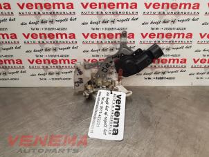 Used Door lock mechanism 2-door, right Citroen C1 1.0 12V Price € 24,95 Margin scheme offered by Venema Autoparts