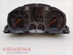 Usagé Compteur kilométrique KM Volkswagen Passat Variant (3C5) 2.0 TDI 16V 170 Prix € 39,99 Règlement à la marge proposé par Venema Autoparts