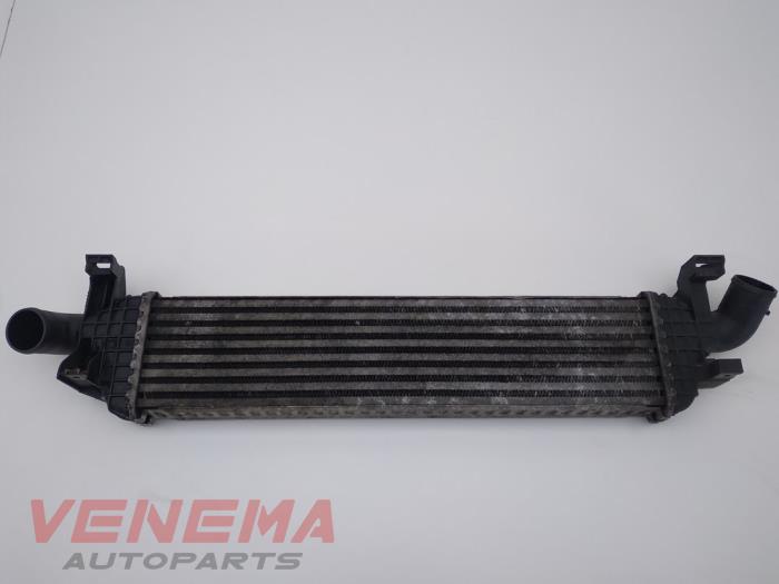 Usagé Intercooler Volvo V50 (MW) 1.6 D 16V Prix € 49,99 Règlement à la marge proposé par Venema Autoparts