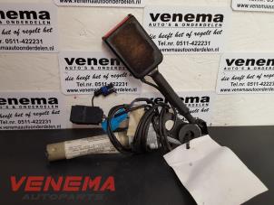 Used Front seatbelt buckle, left Renault Laguna I (B56) Price on request offered by Venema Autoparts