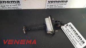 Used Rear door stop 4-door, right Ford Focus 2 Wagon 2.0 16V Price € 12,00 Margin scheme offered by Venema Autoparts