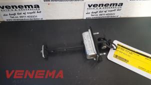 Used Front door stop 4-door, right Ford Focus 2 Wagon 2.0 16V Price € 12,00 Margin scheme offered by Venema Autoparts