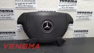 Usagé Airbag gauche (volant) Mercedes CLK (W208) 2.3 230K 16V Prix € 49,99 Règlement à la marge proposé par Venema Autoparts