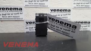 Used Electric window switch Opel Meriva Mk.II 1.4 Turbo 16V ecoFLEX Price € 12,00 Margin scheme offered by Venema Autoparts