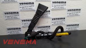 Usagé Attache ceinture avant droite Opel Meriva 1.7 CDTI 16V Prix € 25,00 Règlement à la marge proposé par Venema Autoparts