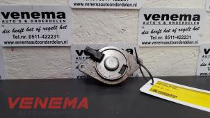 Usados Sensor de árbol de levas Opel Corsa D 1.2 16V Precio € 24,99 Norma de margen ofrecido por Venema Autoparts