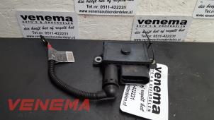 Used Glow plug relay BMW 3 serie Touring (E91) 320d 16V Corporate Lease Price € 55,00 Margin scheme offered by Venema Autoparts