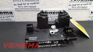 Used Sliding door lock mechanism, right Opel Vivaro Price € 39,99 Margin scheme offered by Venema Autoparts