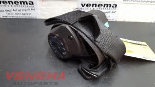 Used Rear seatbelt, right Opel Frontera Mk.II Price on request offered by Venema Autoparts