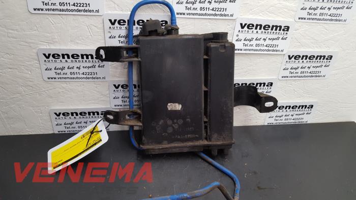 Begagnade Bränslefilterhus Fiat 500 (312) 1.4 16V Pris på förfrågan erbjuds av Venema Autoparts