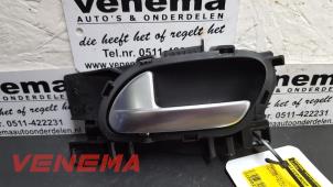 Gebrauchte Türgriff 4-türig links hinten Citroen C3 (SC) Preis auf Anfrage angeboten von Venema Autoparts
