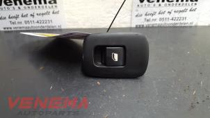 Gebrauchte Elektrisches Fenster Schalter Citroen C3 (SC) 1.2 12V Vti Preis € 14,00 Margenregelung angeboten von Venema Autoparts