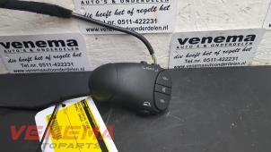 Used Steering wheel mounted radio control Renault Kangoo Express (FC) Price on request offered by Venema Autoparts