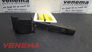 Usados Interruptor de limpiaparabrisas Renault 5 (R12/R13/R82) 1.1 TL,GTL Precio € 10,00 Norma de margen ofrecido por Venema Autoparts