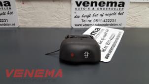 Używane Przelacznik centralnego zamka Renault Megane Scénic (JA) Cena na żądanie oferowane przez Venema Autoparts