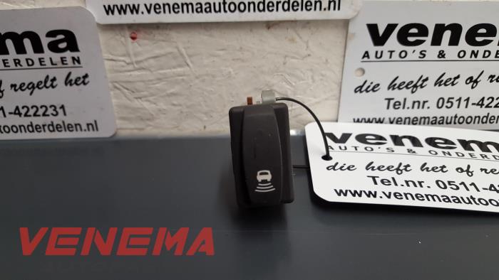 Usados Interruptor PDC Renault Espace (JK) Precio de solicitud ofrecido por Venema Autoparts