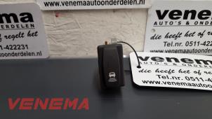 Usados Interruptor PDC Renault Espace (JK) Precio de solicitud ofrecido por Venema Autoparts